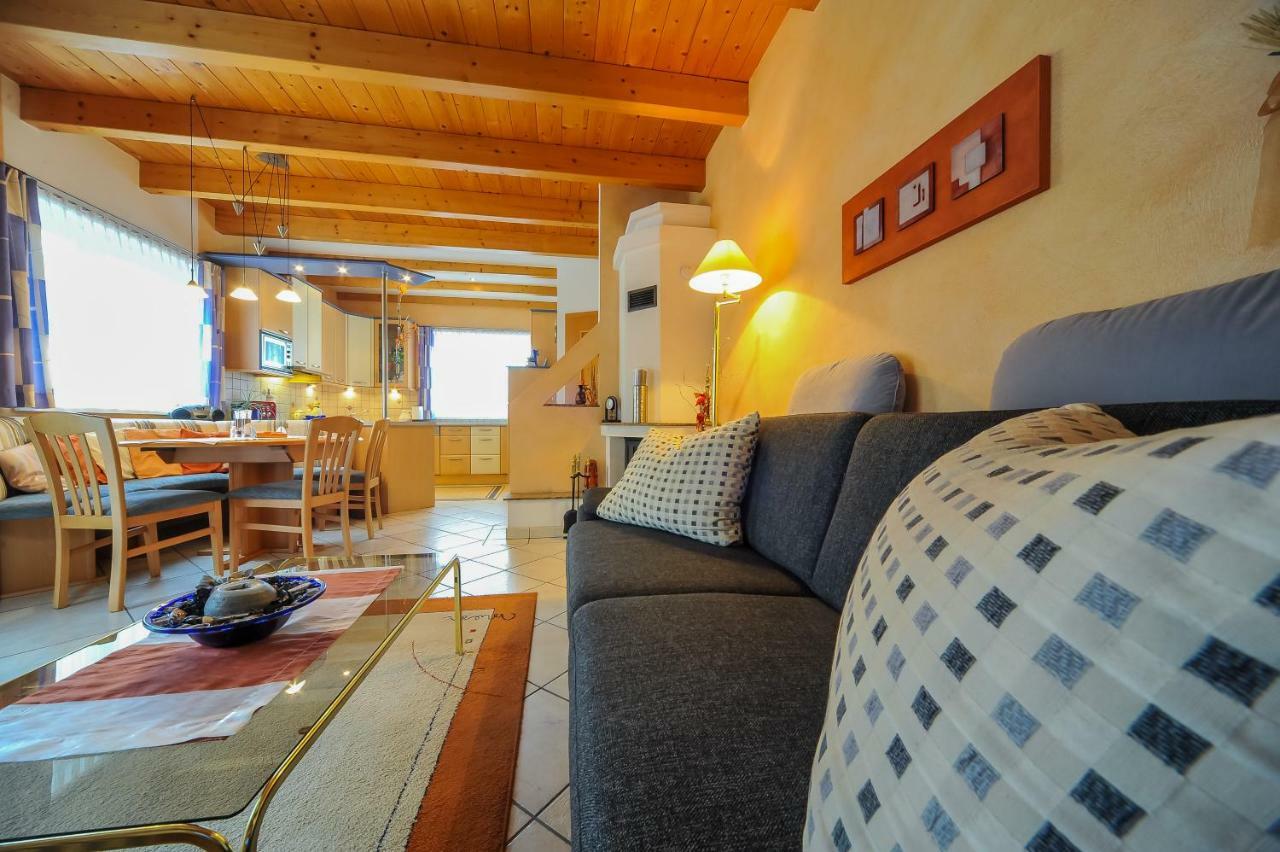 Ferienwohnung Regina Sankt Peter-Freienstein Exteriér fotografie